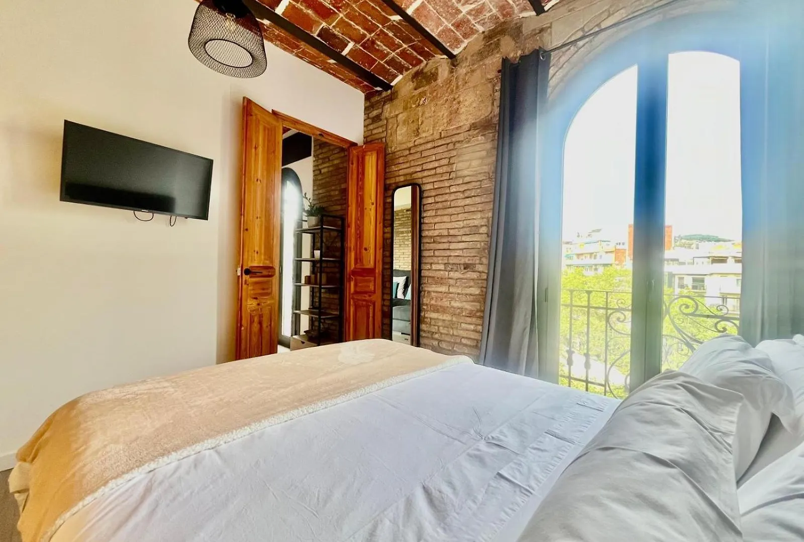 Pg Sant Juan Apartment Barcelona 0*,  Spain