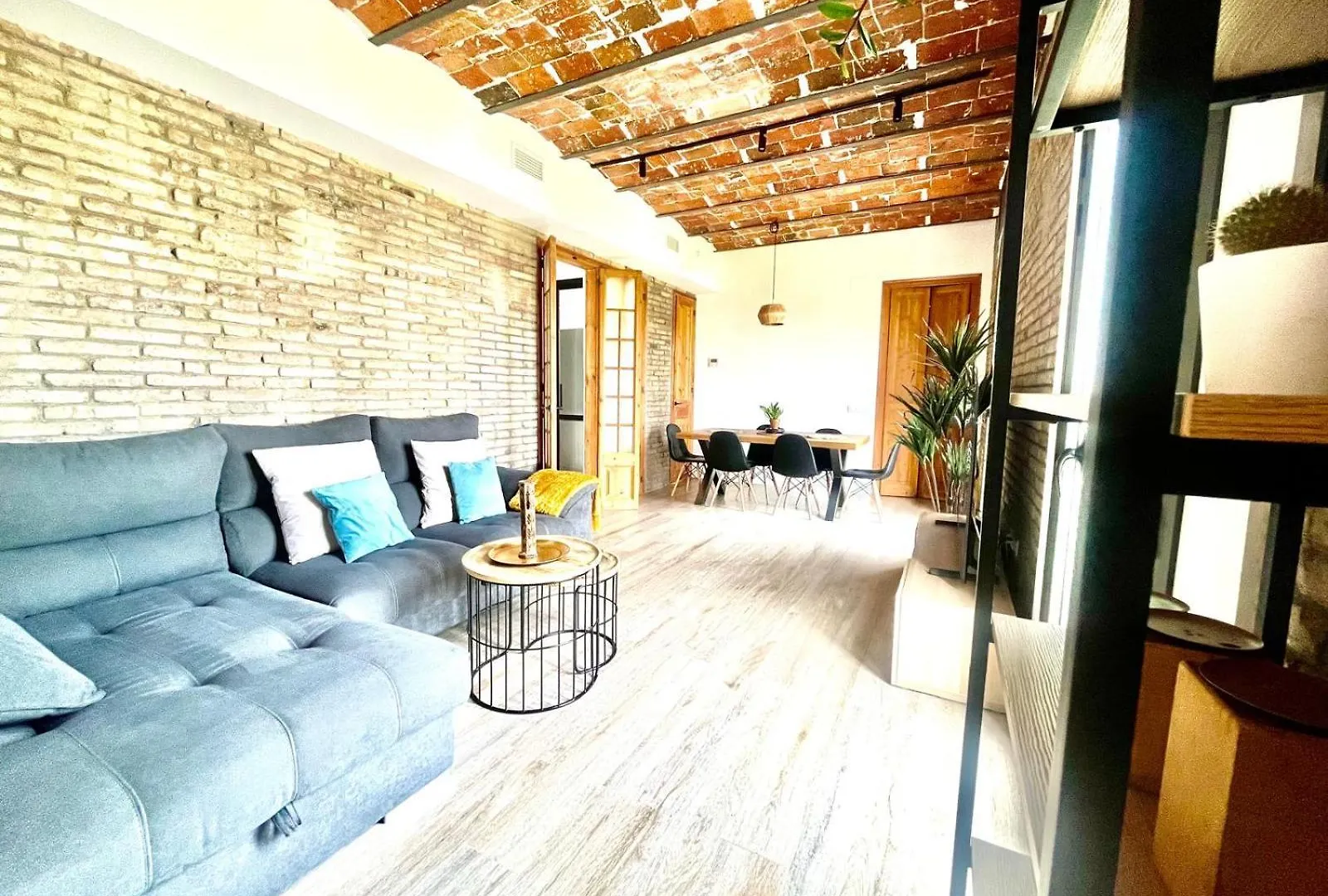Pg Sant Juan Apartment Barcelona