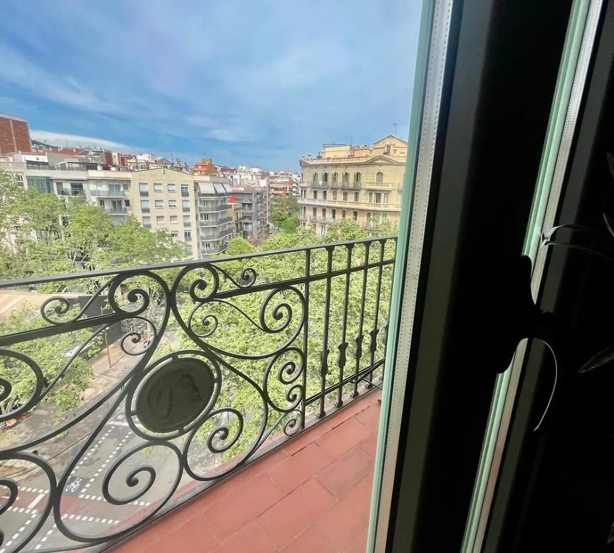 Pg Sant Juan Apartment Barcelona